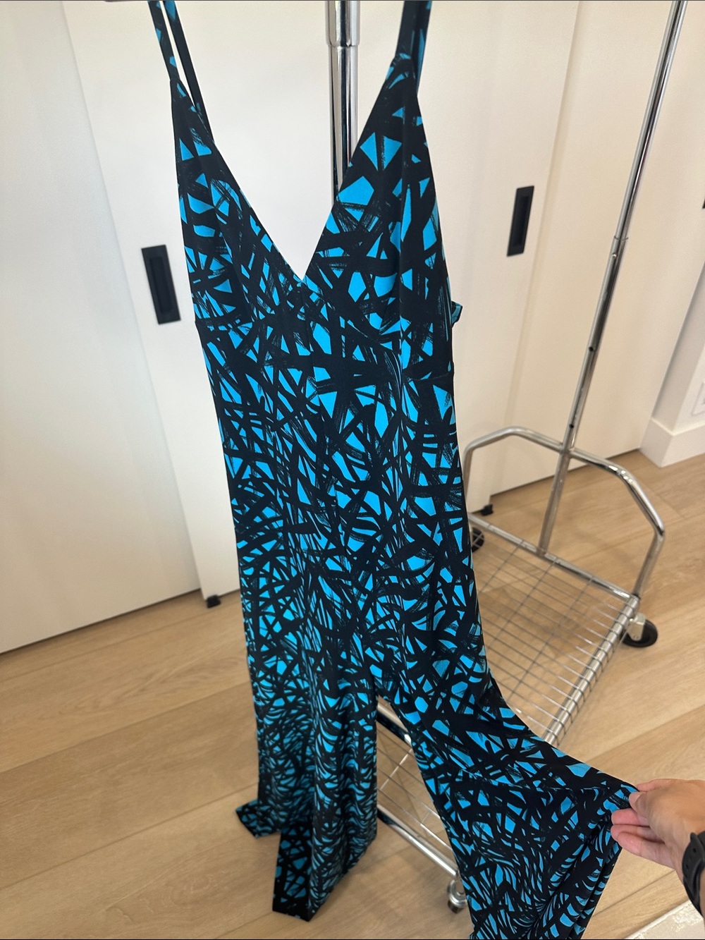 Norma Kamali Black and Blue Abstract V-Neck Wide-Leg Jumpsuit